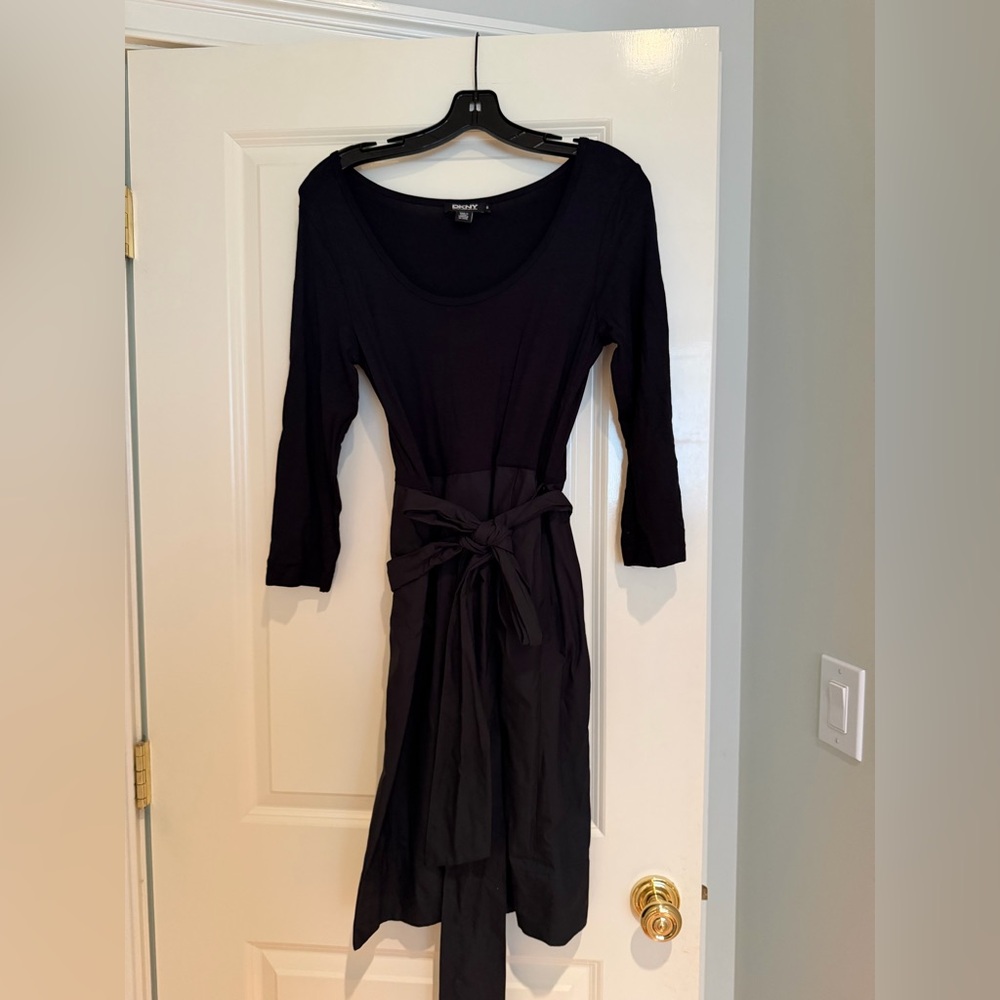 DKNY Black Long-Sleeve Tie-Waist Midi Dress